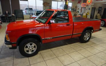 Chevrolet-S-10-1991-Standard-Cab-Pickup-36