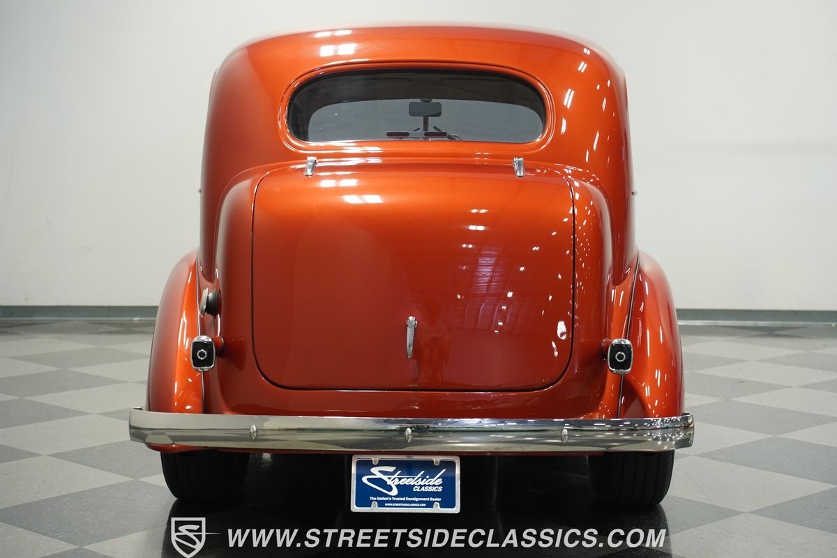 Chevrolet-Sedan-1936-Sedan-10