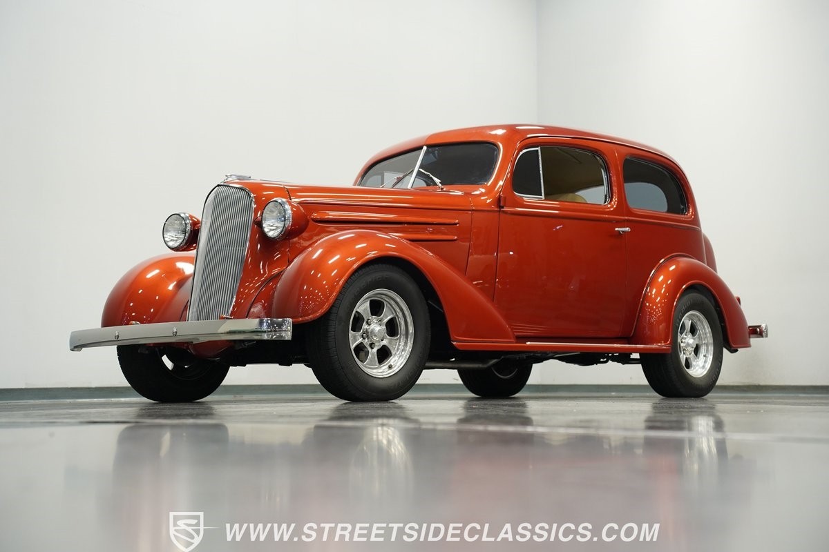 Chevrolet-Sedan-1936-Sedan-20