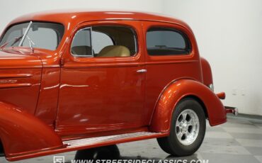 Chevrolet-Sedan-1936-Sedan-21