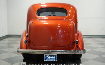 Chevrolet-Sedan-1936-Sedan-24