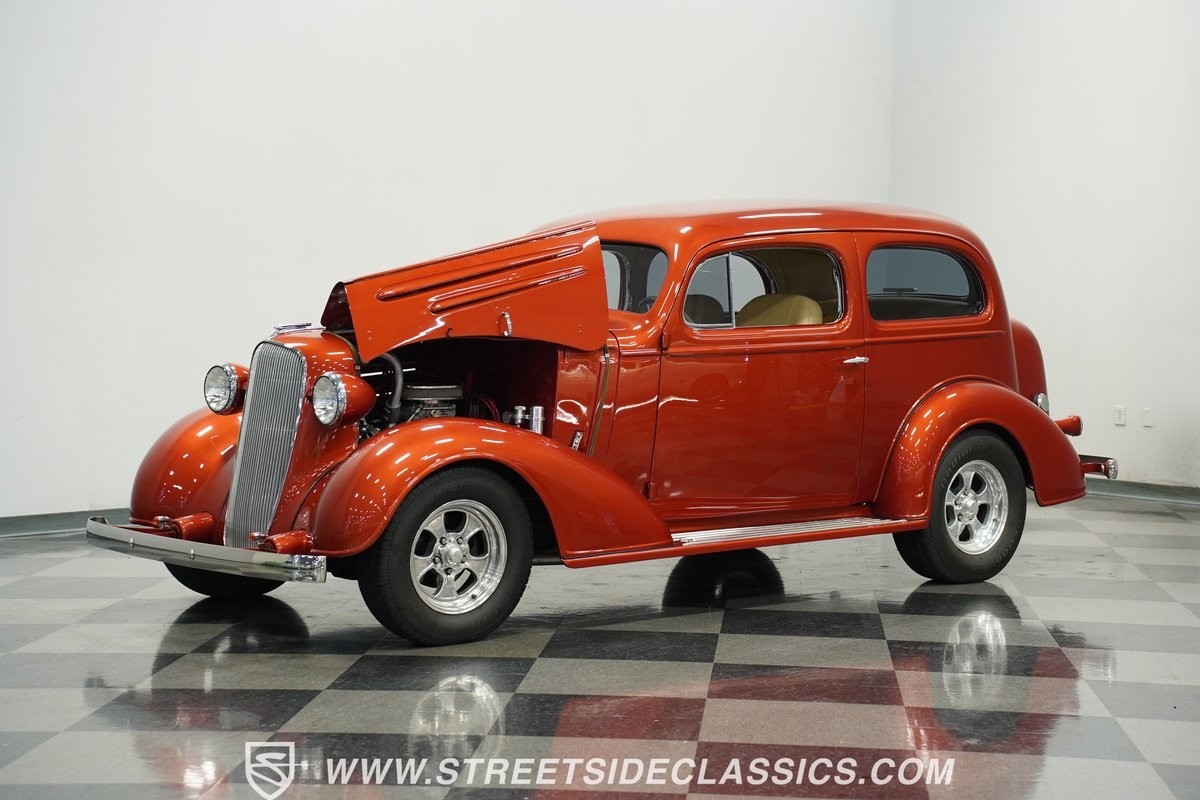 Chevrolet-Sedan-1936-Sedan-30