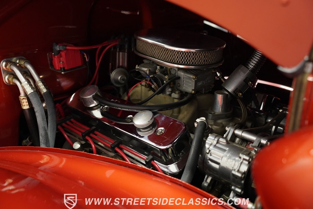 Chevrolet-Sedan-1936-Sedan-34