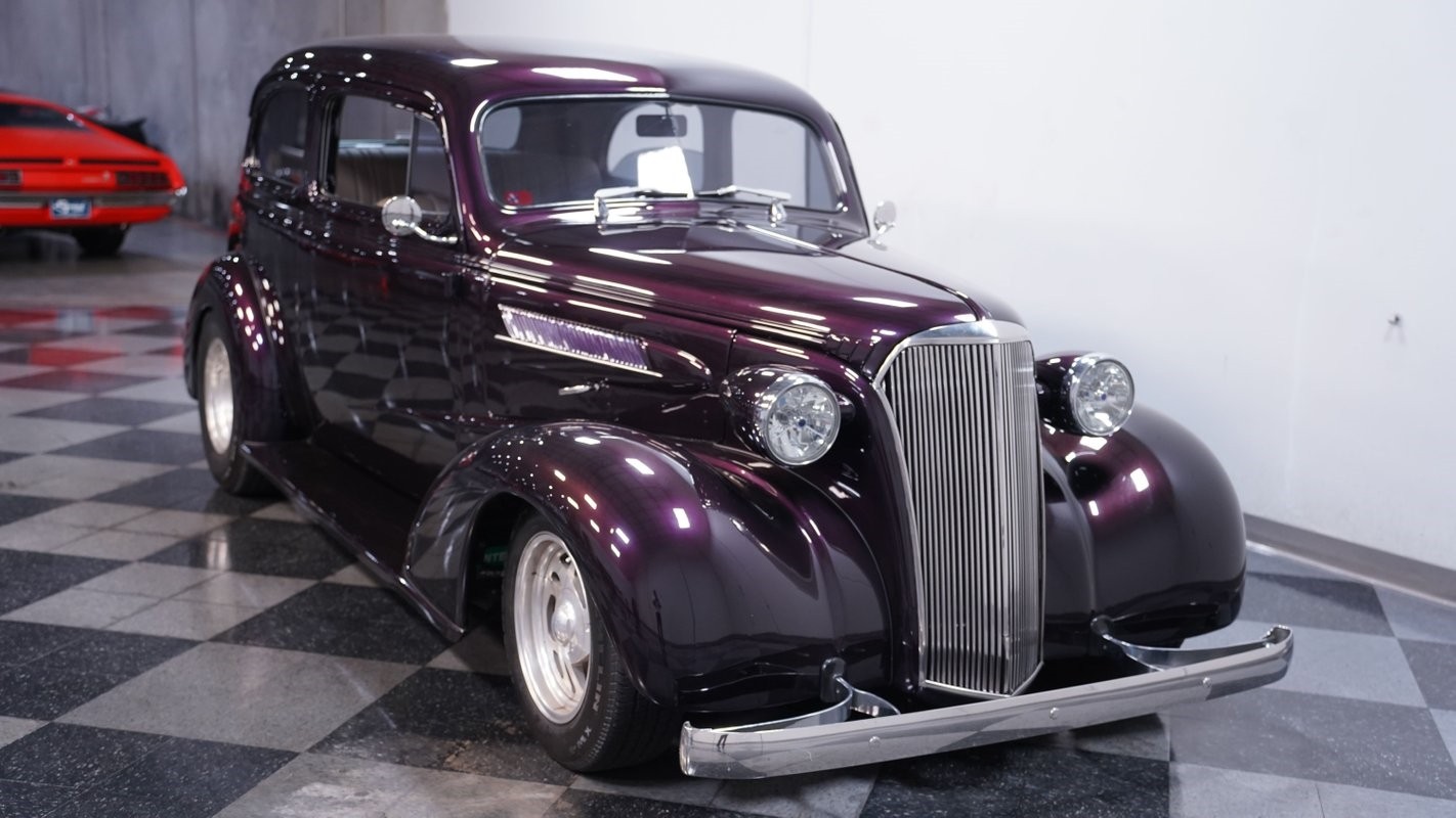 Chevrolet-Sedan-1937-Sedan-14