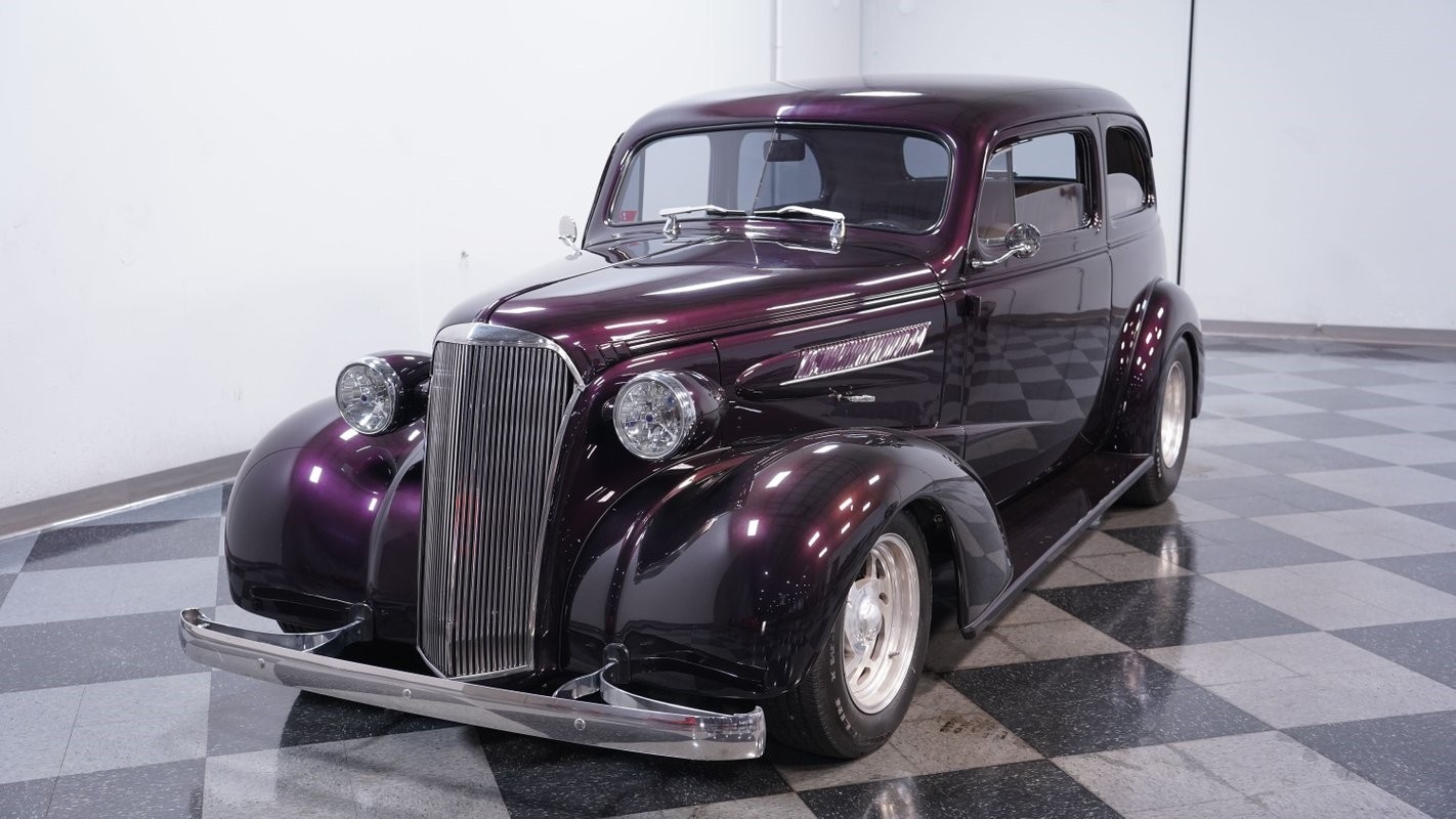 Chevrolet-Sedan-1937-Sedan-16
