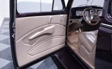 Chevrolet-Sedan-1937-Sedan-32