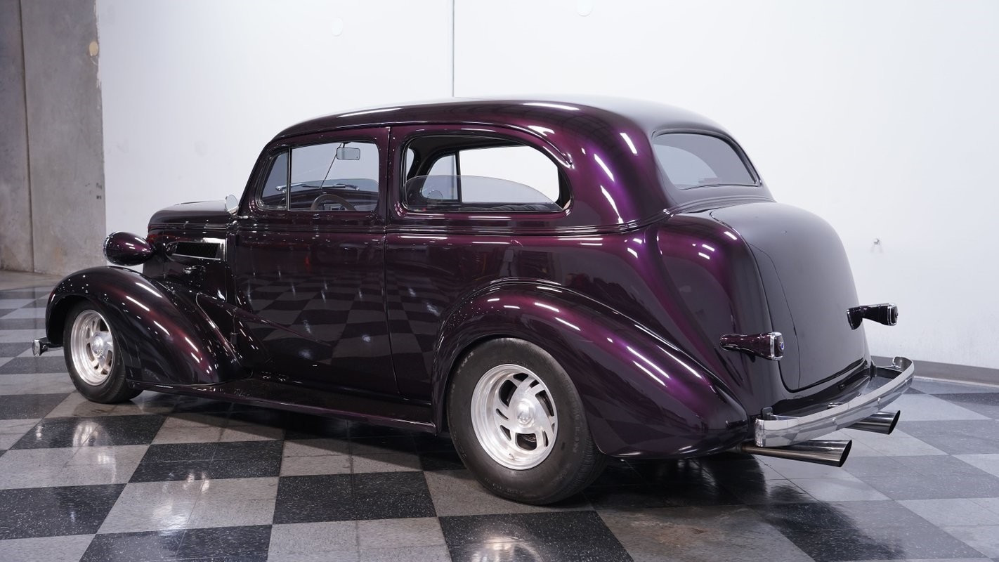 Chevrolet-Sedan-1937-Sedan-7