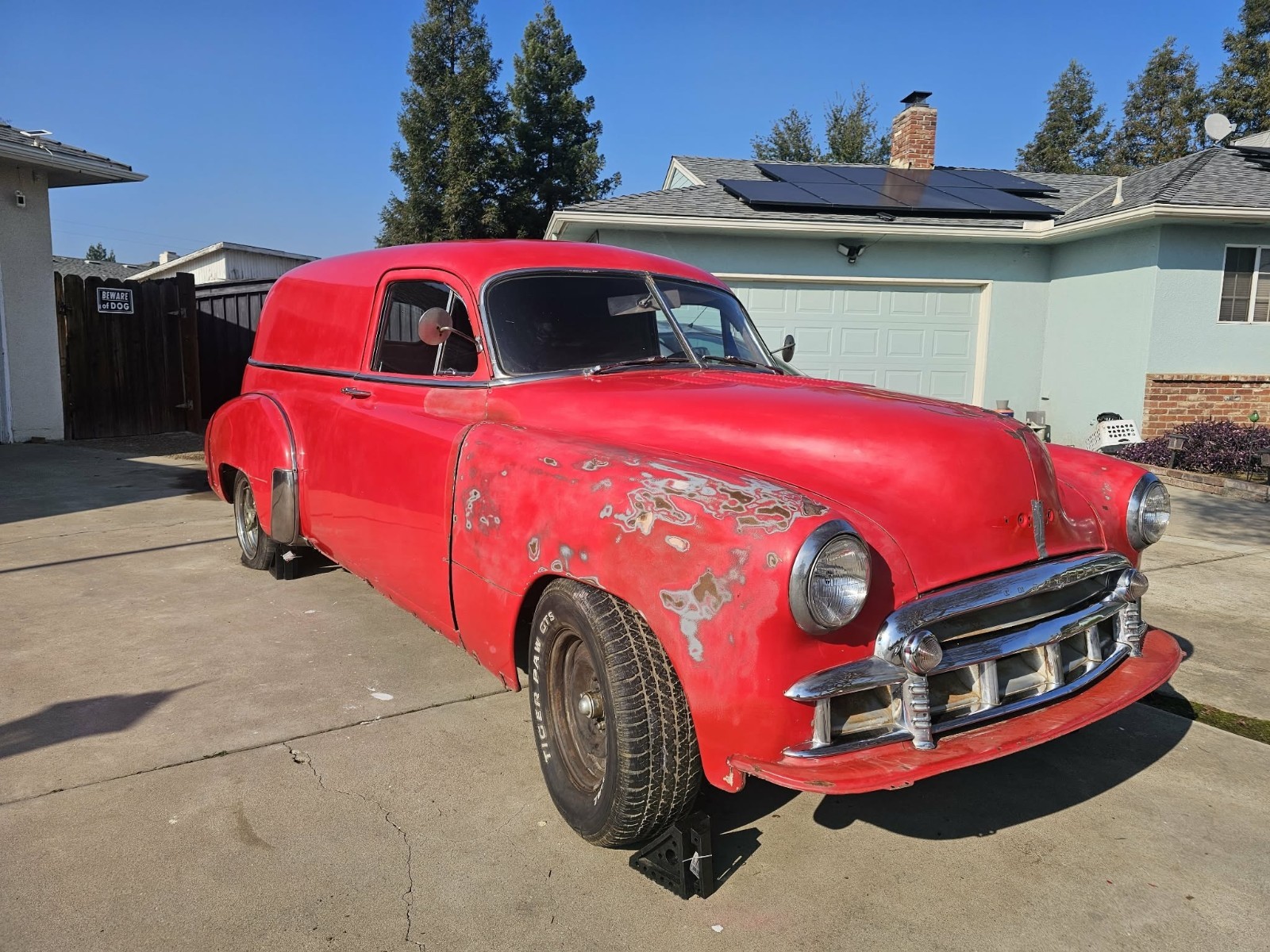 Chevrolet-Sedan-Delivery-1950-Sedan-2