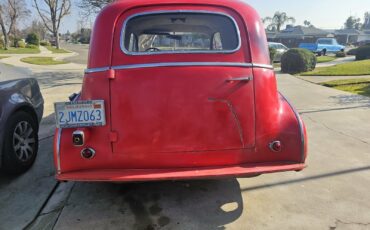 Chevrolet-Sedan-Delivery-1950-Sedan-4