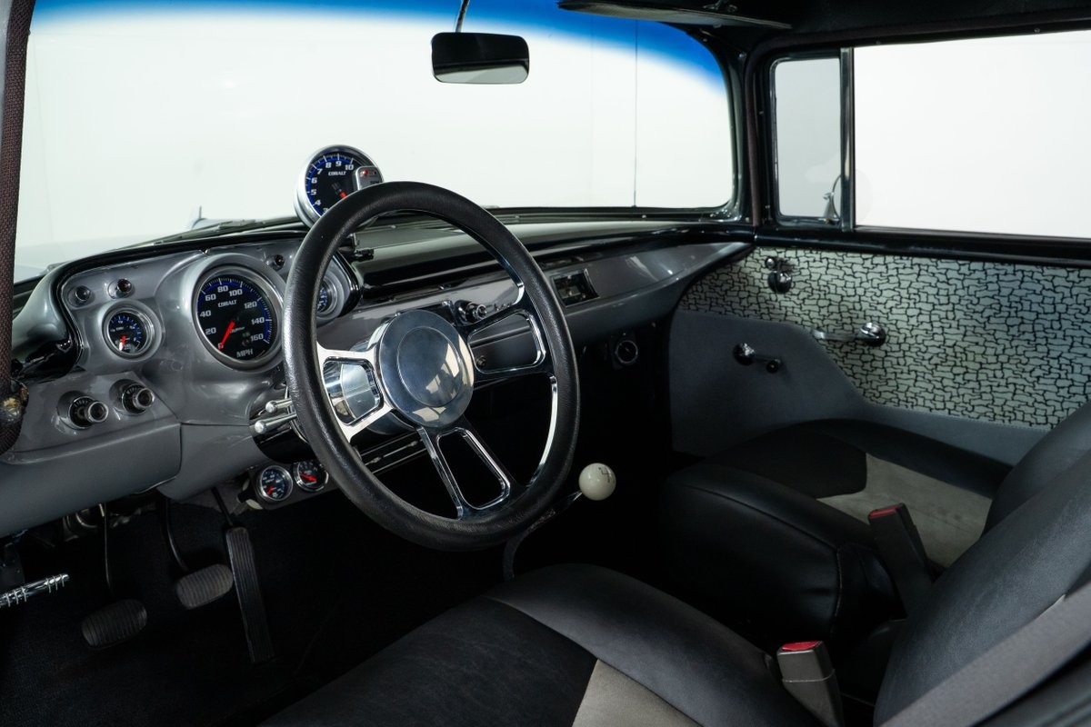 Chevrolet-Sedan-Delivery-1957-Sedan-16