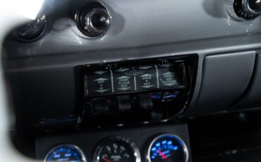 Chevrolet-Sedan-Delivery-1957-Sedan-28