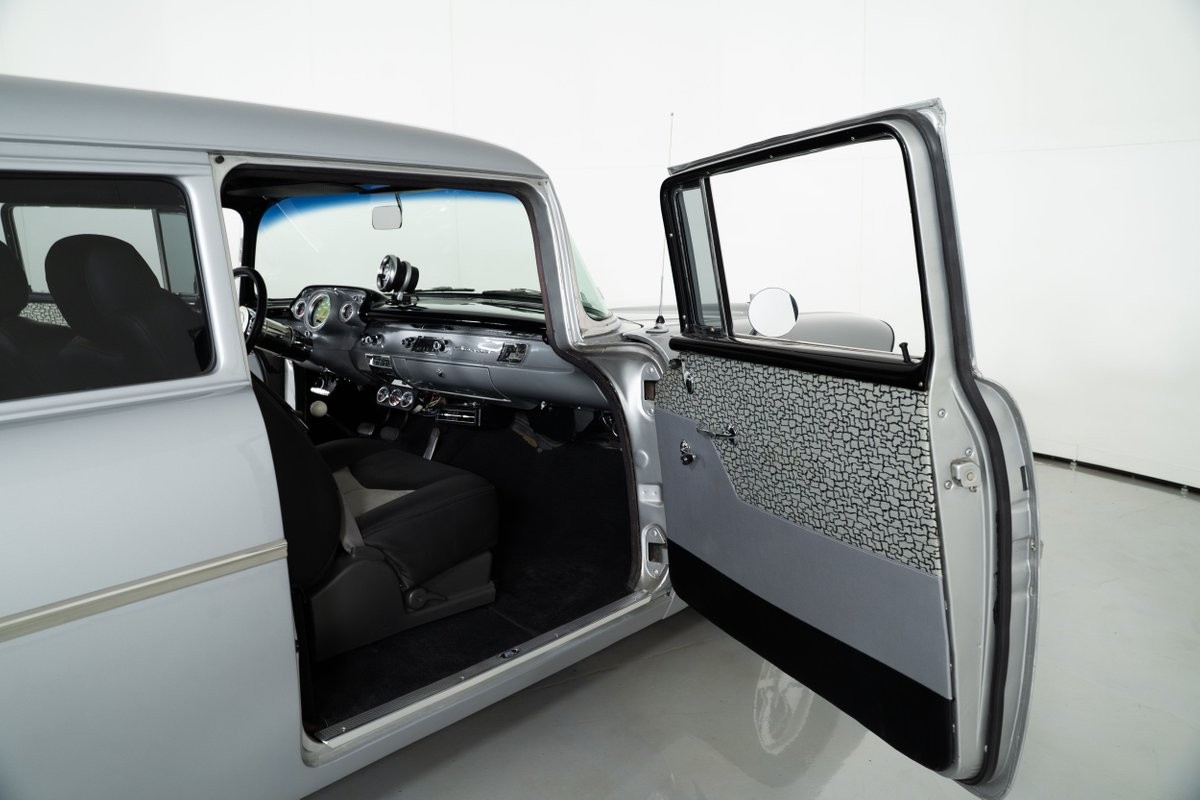 Chevrolet-Sedan-Delivery-1957-Sedan-34