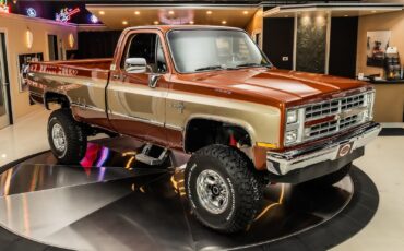 Chevrolet-Silverado-1500-1987-Pickup-Truck-10