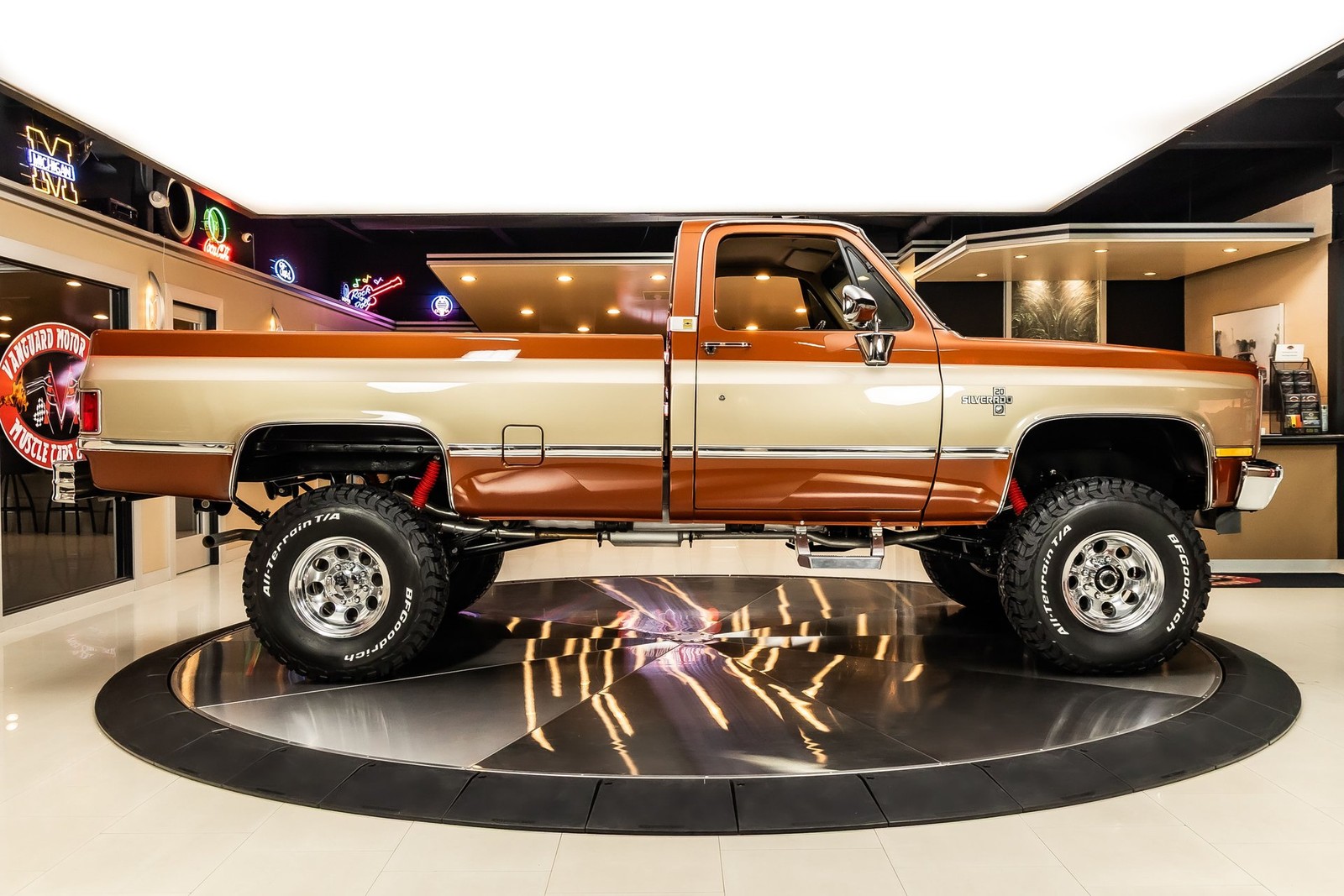 Chevrolet-Silverado-1500-1987-Pickup-Truck-11