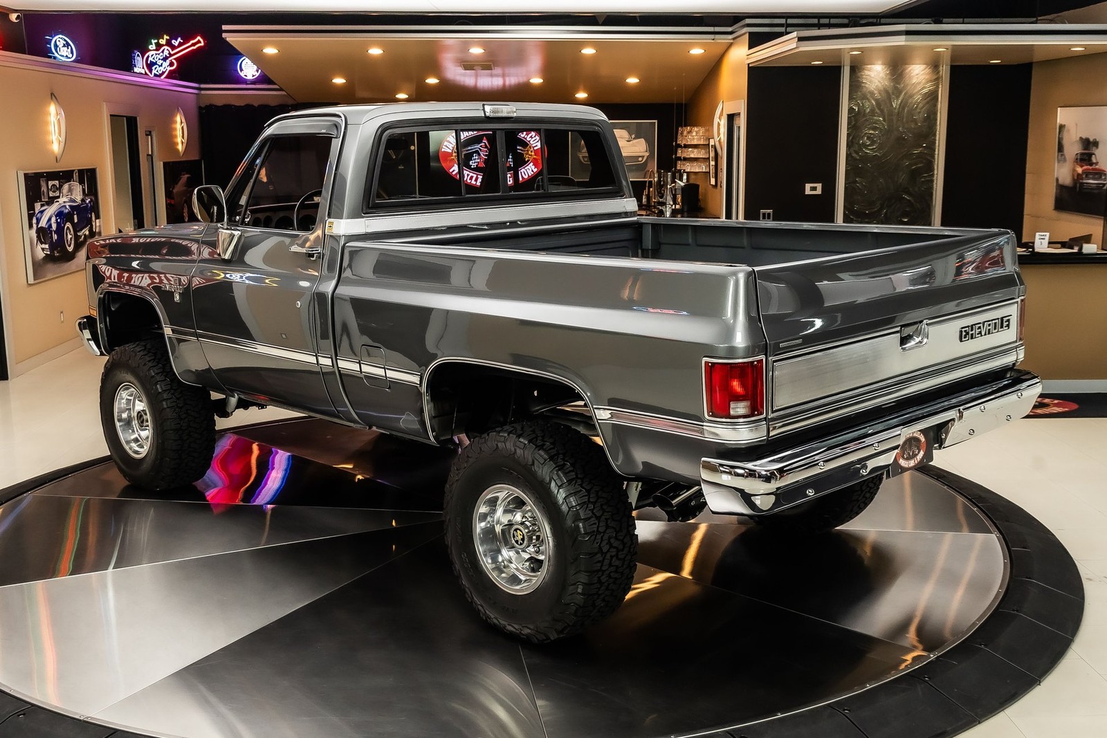 Chevrolet-Silverado-1500-1987-Pickup-Truck-17