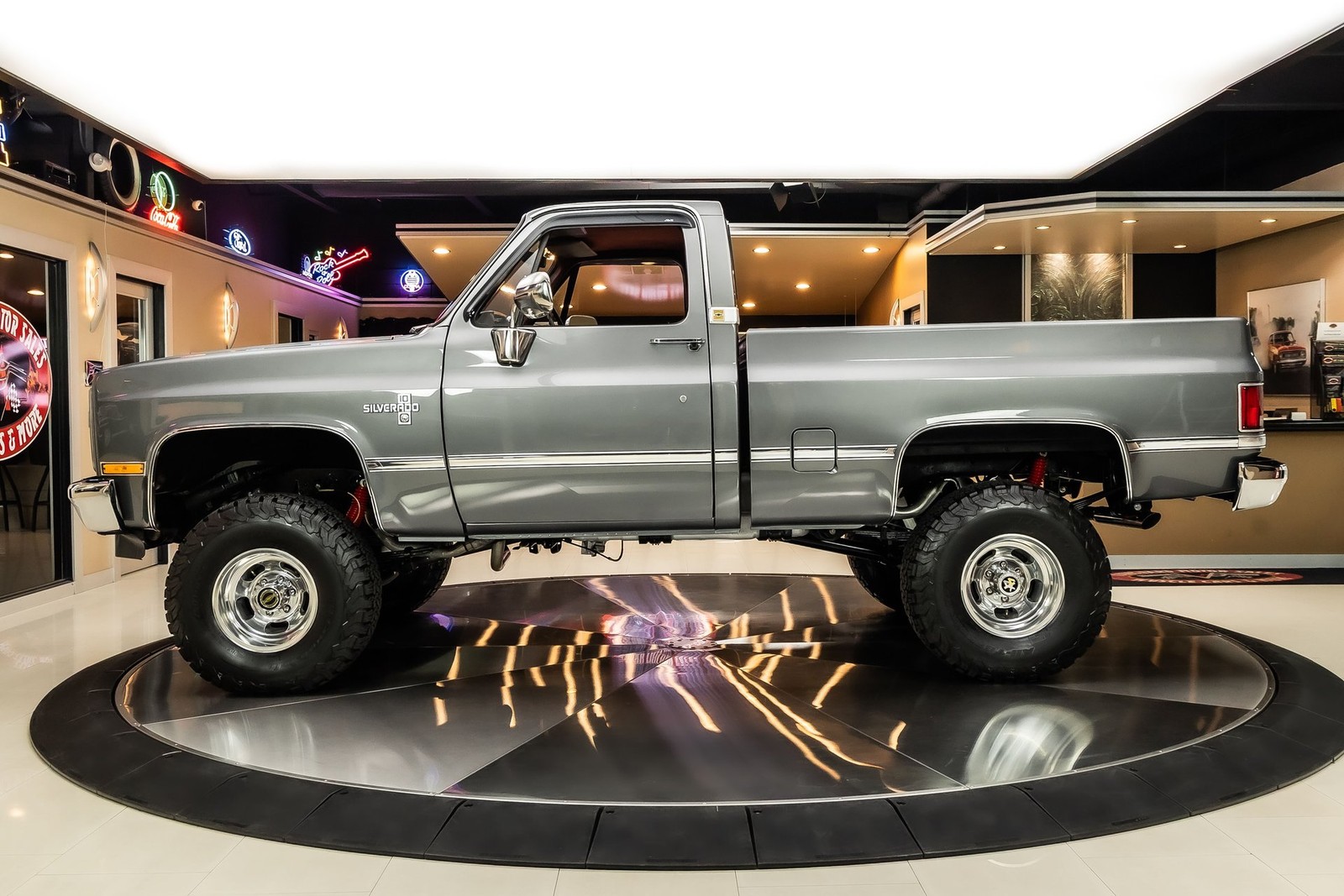 Chevrolet-Silverado-1500-1987-Pickup-Truck-18
