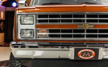 Chevrolet-Silverado-1500-1987-Pickup-Truck-18