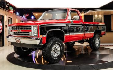 Chevrolet-Silverado-1500-1987-Pickup-Truck