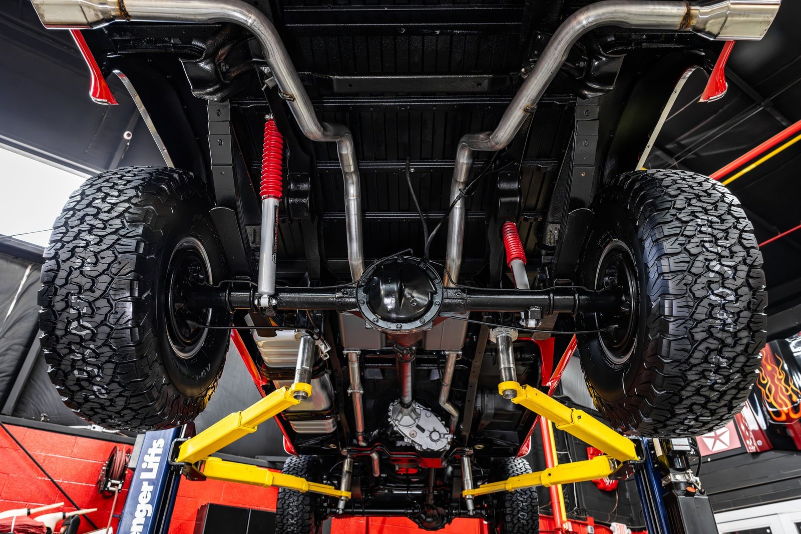 Chevrolet-Silverado-1500-1987-Pickup-Truck-4