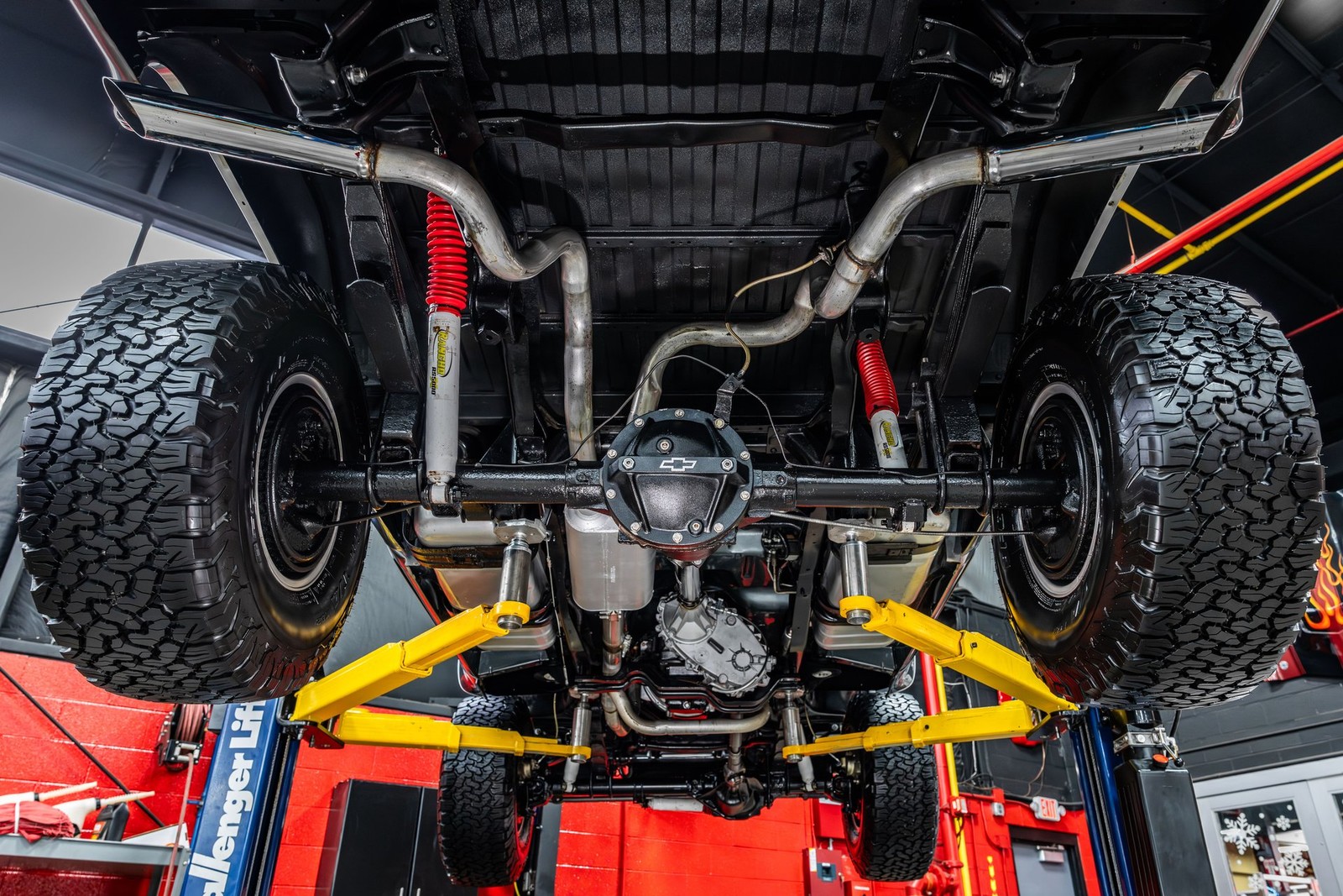 Chevrolet-Silverado-1500-1987-Pickup-Truck-4