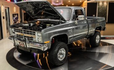 Chevrolet-Silverado-1500-1987-Pickup-Truck-6