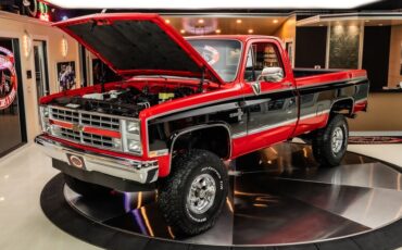 Chevrolet-Silverado-1987-Red-ampamp-Black-14