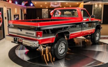 Chevrolet-Silverado-1987-Red-ampamp-Black-18