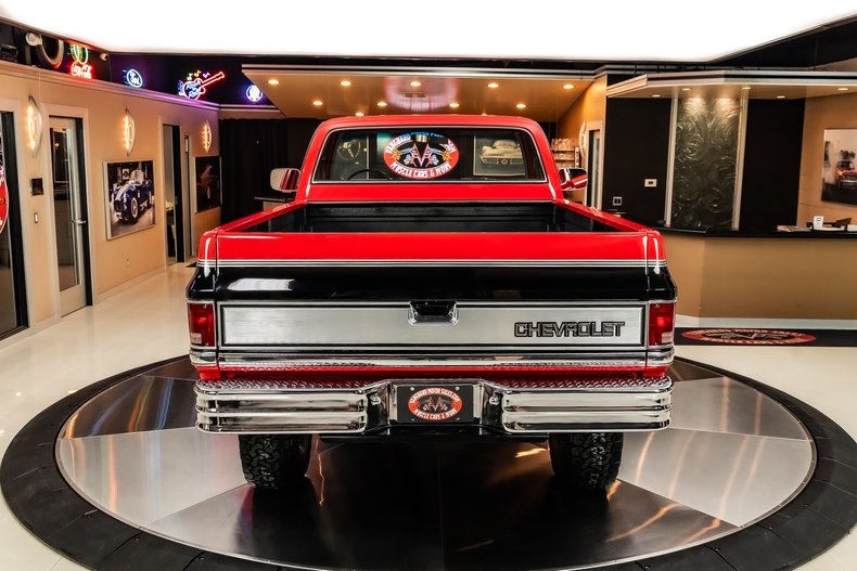 Chevrolet-Silverado-1987-Red-ampamp-Black-20