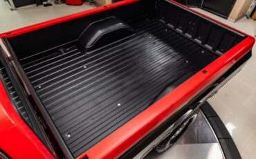 Chevrolet-Silverado-1987-Red-ampamp-Black-3