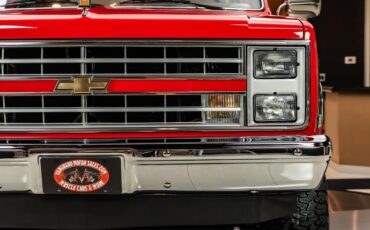 Chevrolet-Silverado-1987-Red-ampamp-Black-30