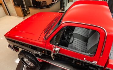 Chevrolet-Silverado-1987-Red-ampamp-Black-34