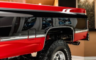 Chevrolet-Silverado-1987-Red-ampamp-Black-48