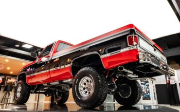 Chevrolet-Silverado-1987-Red-ampamp-Black-6