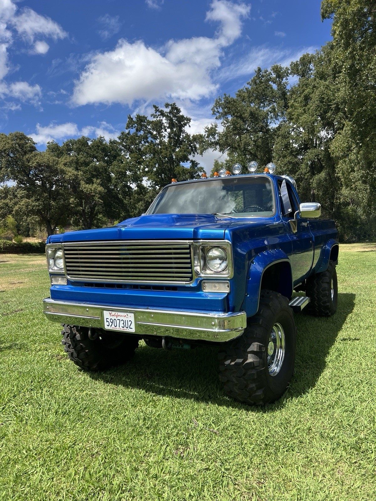 Chevrolet-Silverado-2500-1975-Crew-Cab-Pickup-1