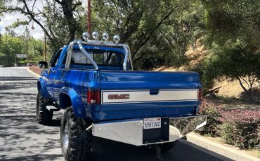 Chevrolet-Silverado-2500-1975-Crew-Cab-Pickup-4