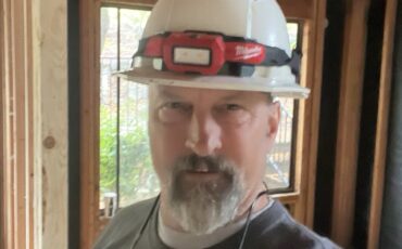 Chevrolet-Silverado-2500-1975-Crew-Cab-Pickup-7