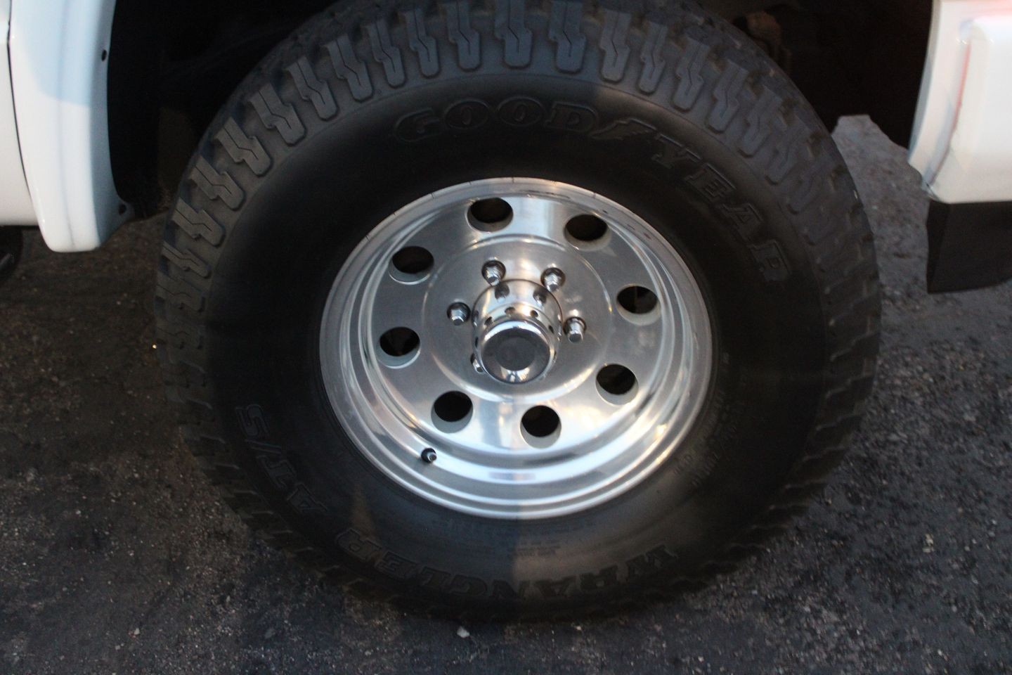 Chevrolet-Silverado-Step-Side-1995-Pickup-Truck-38