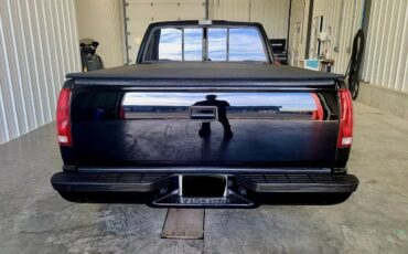 Chevrolet-Ss-1990-Black-Red-1