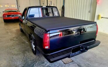 Chevrolet-Ss-1990-Black-Red-2