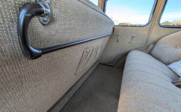 Chevrolet-Standard-1935-Sedan-10