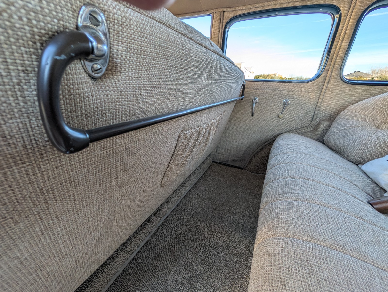 Chevrolet-Standard-1935-Sedan-10