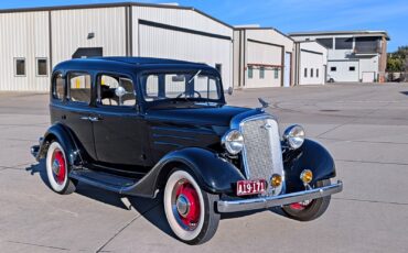 Chevrolet-Standard-1935-Sedan-11
