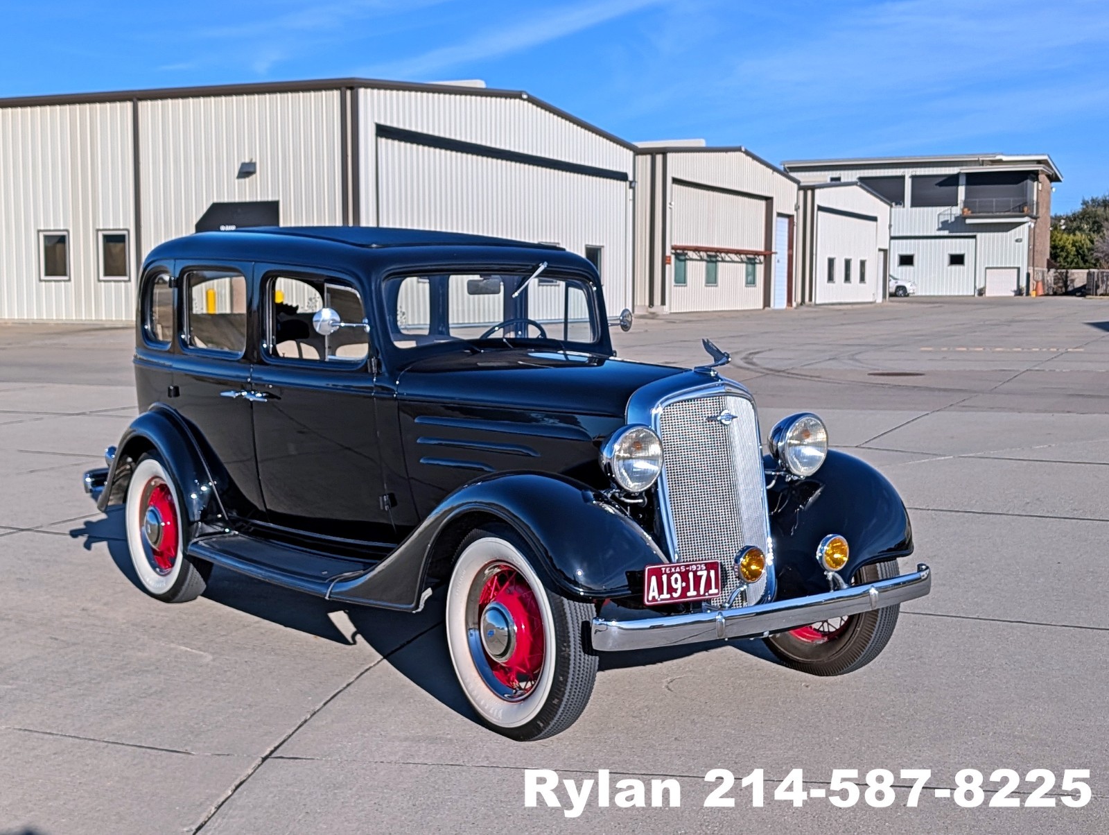 Chevrolet-Standard-1935-Sedan-11