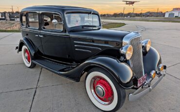 Chevrolet-Standard-1935-Sedan
