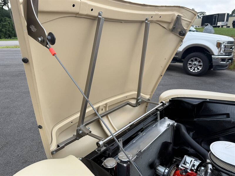 Chevrolet-Stepside-1955-Black-Black-28