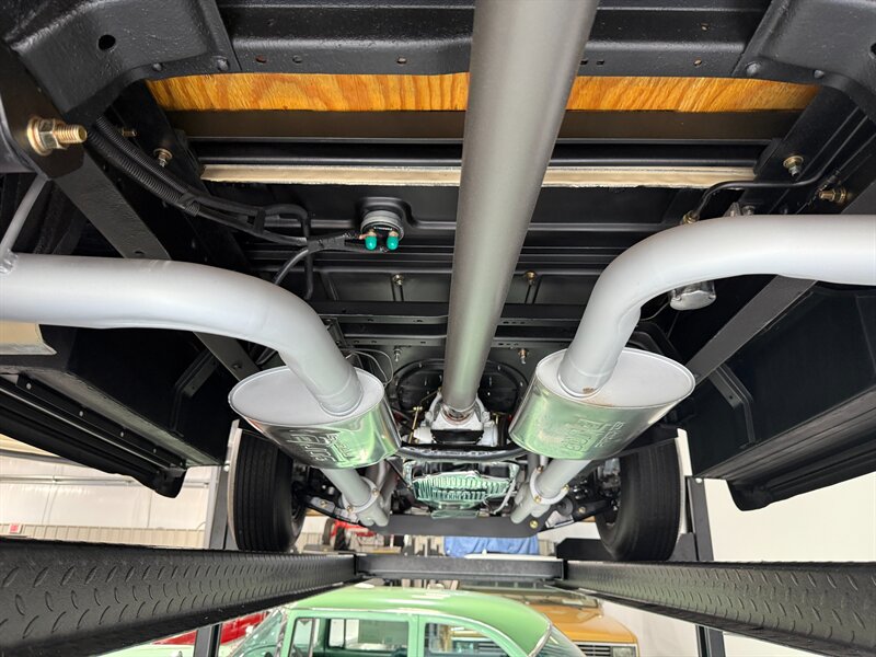 Chevrolet-Stepside-1955-Black-Black-38