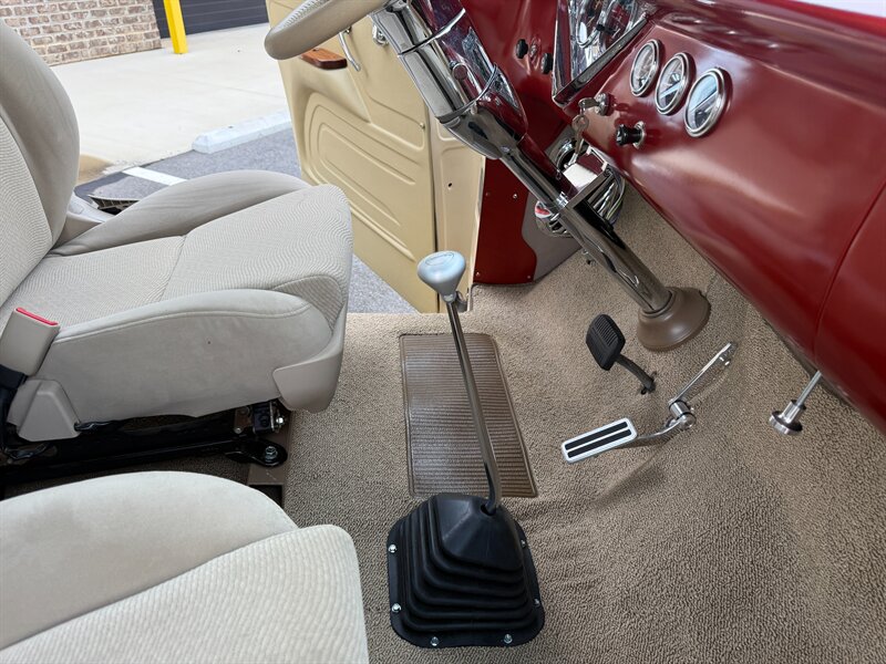 Chevrolet-Stepside-1955-Black-Black-7