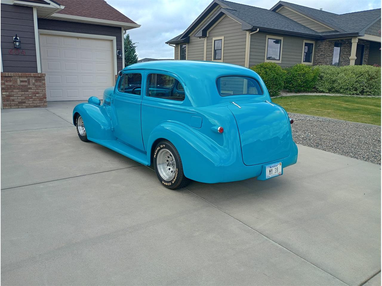 Chevrolet-Street-rod-1939-Blue-Tan-1