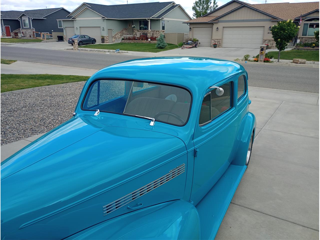 Chevrolet-Street-rod-1939-Blue-Tan