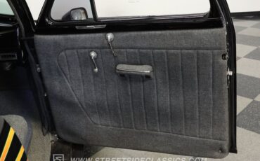 Chevrolet-Stylemaster-1947-Black-Gray-10